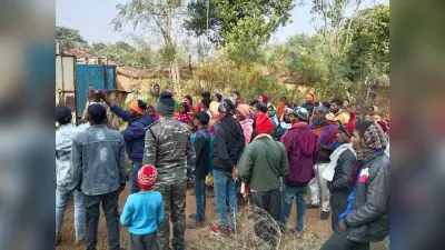 संदिग्ध परिस्थिति में घर में रस्सी से झूलता मिला महिला का शव