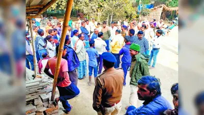 विवादित भूमि में लगे पेड़-पौधे के काटने के विवाद में हुई मारपीट में गयी वृद्ध की जान