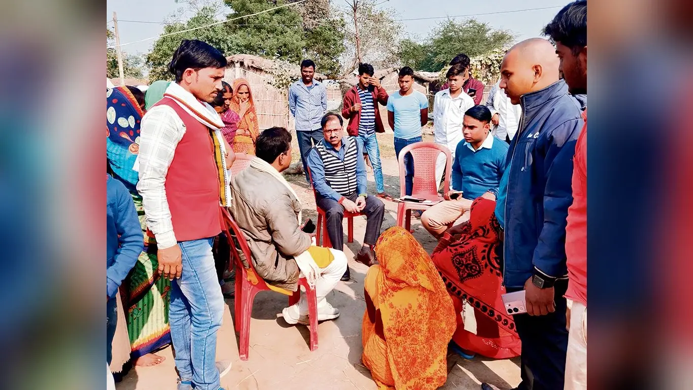 Gopalganj News : मणिपुर में मजदूरों की हत्या के बाद खौफ में परिवार, सकुशल लौटने का हो रहा इंतजार