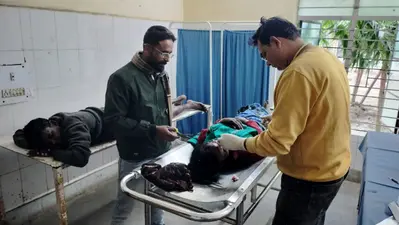 बाइक व साइकिल की टक्कर, दो घायल, रेफर