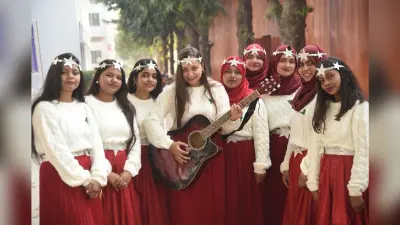 पटना वीमेंस कॉलेज में हिंदी और अंग्रेजी कैरोल सिंगिंग में भूगोल की छात्राएं बनीं विजेत
