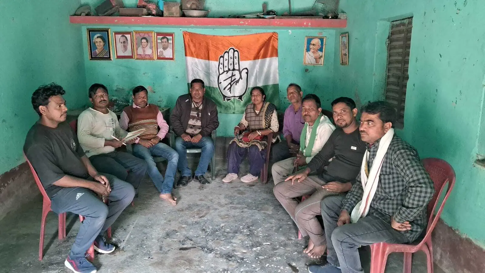 संविधान की रक्षा को लेकर कांग्रेसियों की हुई बैठक