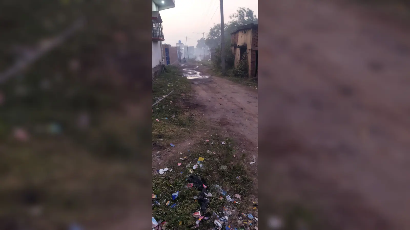 Giridih News: शिलान्यास के चार माह बाद भी शुरू नहीं हुआ पीसीसी सड़क का निर्माण