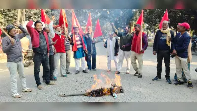 बाबा साहेब पर टिप्पणी को लेकर माले ने केंद्रीय गृह मंत्री का फूंका पुतला
