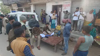 Nawada news : न्यायालय के आदेश पर आरोपित के घर पुलिस ने की कुर्की