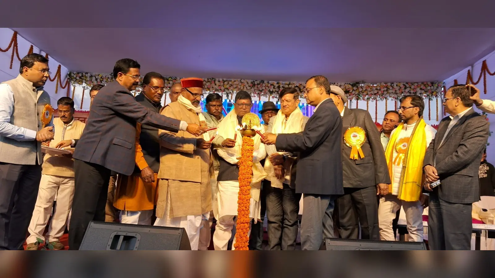 हरदी दुर्गा स्थान में तीन दिवसीय वीर लोरिक महोत्सव का आगाज