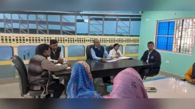 आंगनबाड़ी केंद्र भवन निर्माण को लेकर बीडीओ ने की बैठक, दिये निर्देश