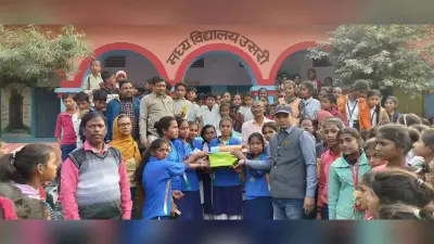 प्रखंड स्तरीय खेल कूद प्रतियोगिता के विजेता व उप विजेता टीम को किया पुरस्कृत
