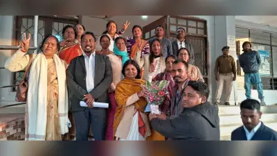 Seraikela News : सरायकेला-खरसावां की जिला परिषद उपाध्यक्ष मधुश्री के खिलाफ अविश्वास प्रस्ताव गिरा