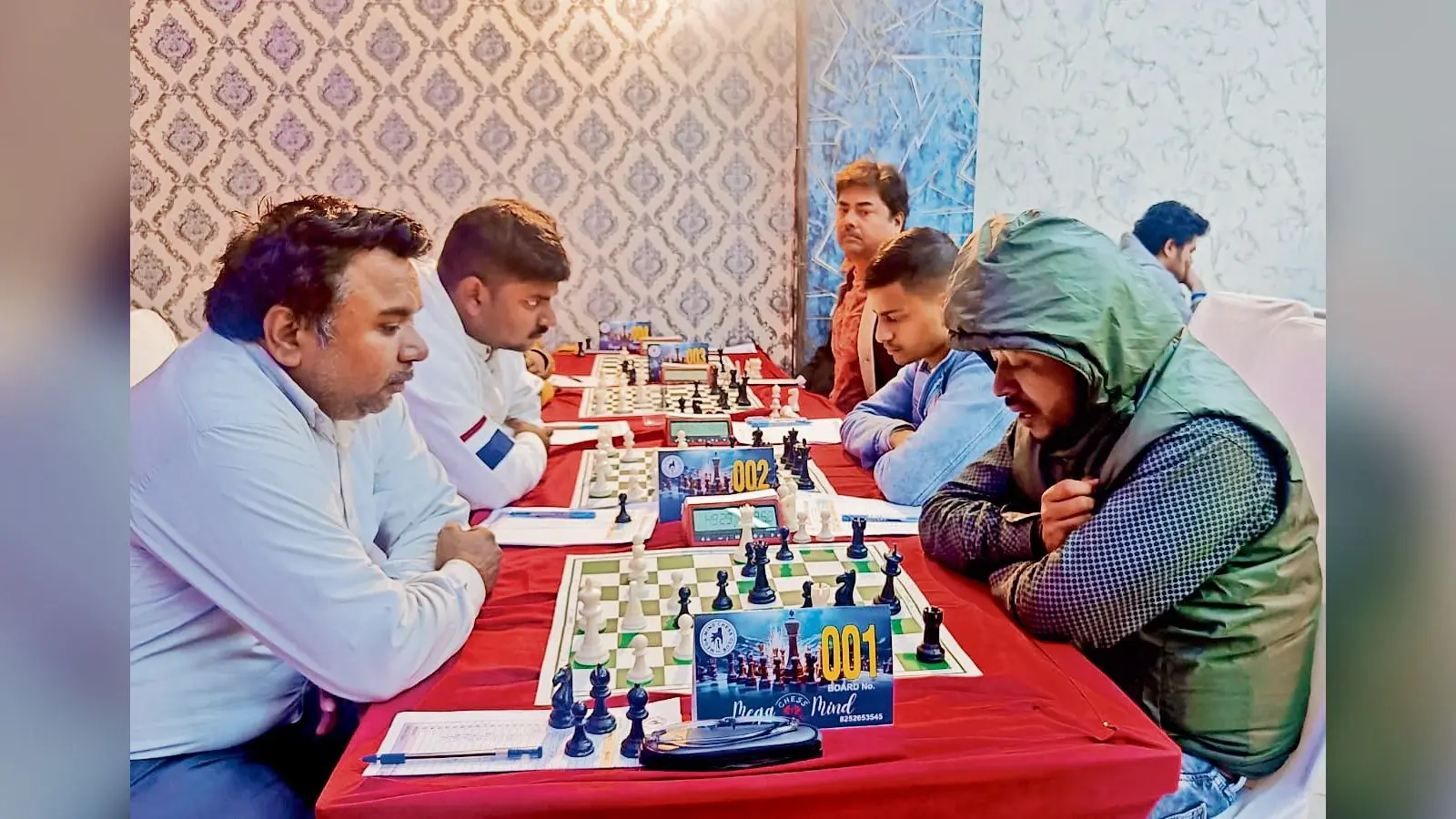 डियामन्ट कप शतरंज प्रतियोगिता में पांच खिलाड़ी शीर्ष पर