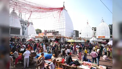 Deoghar News : नववर्ष पर फूलों से बाबा मंदिर की होगी भव्य सजावट
