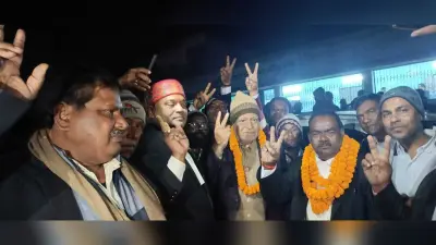 Bokaro News : तेनुघाट अधिवक्ता संघ के अध्यक्ष बने कामेश्वर, महासचिव वकील
