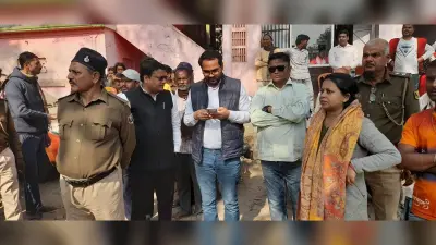 Darbhanga News : सतीघाट-हिरणी सड़क की अतिक्रमित भूमि को प्रशासन ने कराया खाली