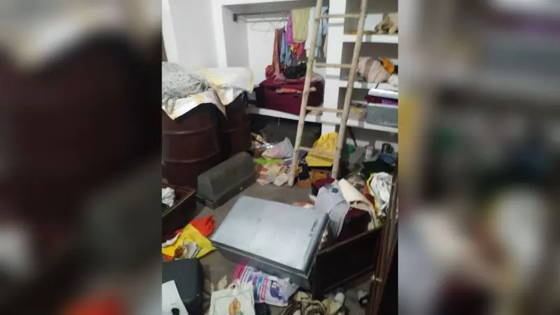 बंद घर का ताला तोड़ नकदी व जवेर समेत पांच लाख की चोरी