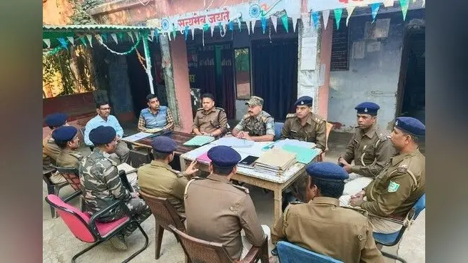 एसडीपीओ ने की पथरगामा थाना में लंबित कांडों की समीक्षा