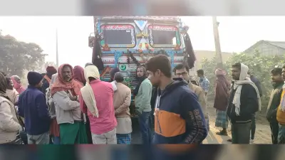 बाइक सवार युवक को अनियंत्रित ट्रक ने रौंदा, गंभीर रूप से जख्मी