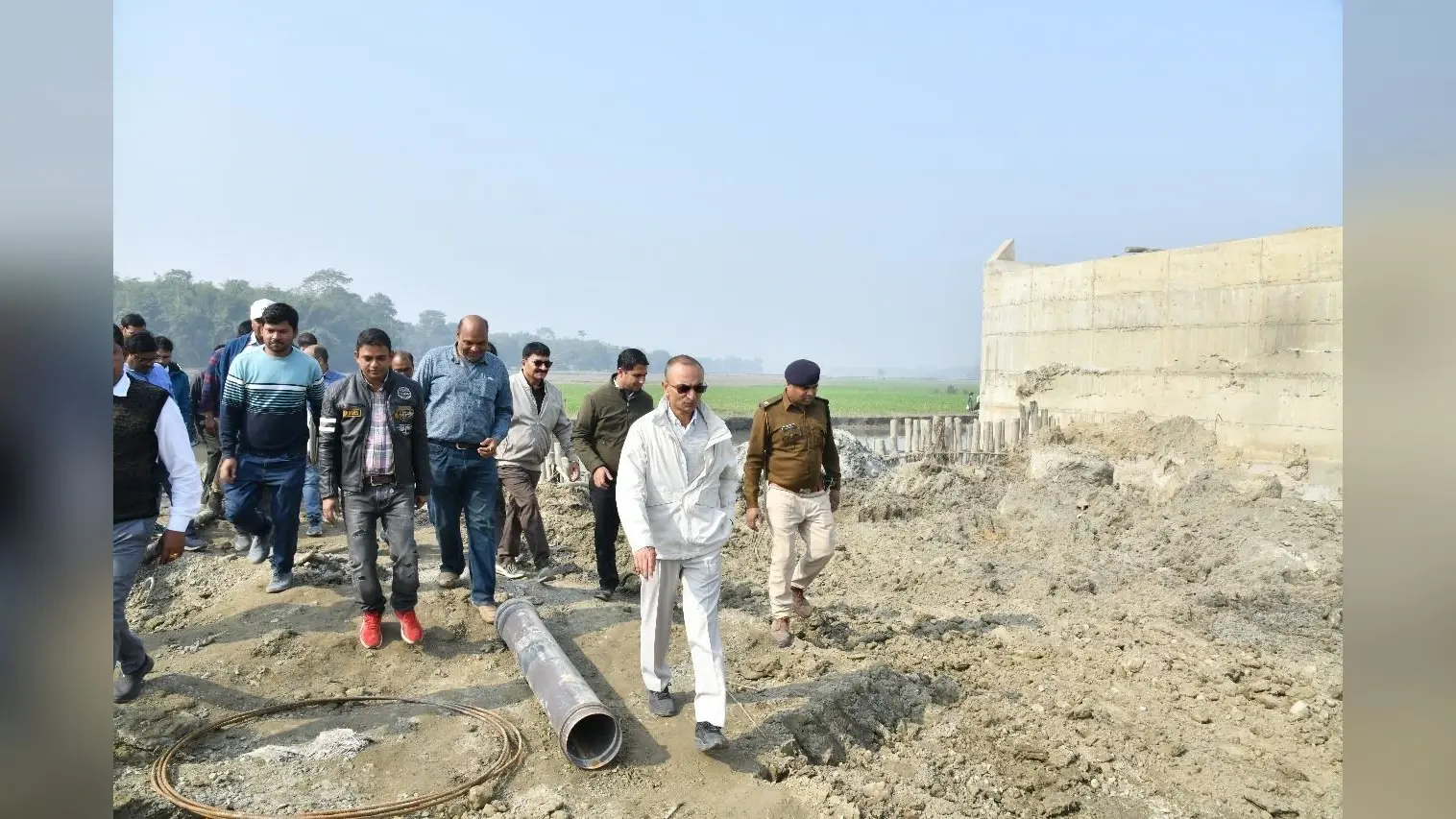 जीएम ने अररिया- गलगलिया नई ब्रॉड गेज लाइन परियोजना का निरीक्षण किया