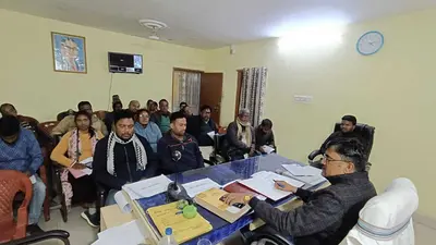 अबुआ आवास निर्माण में शिथिलता पर होगी कार्रवाई : बीडीओ
