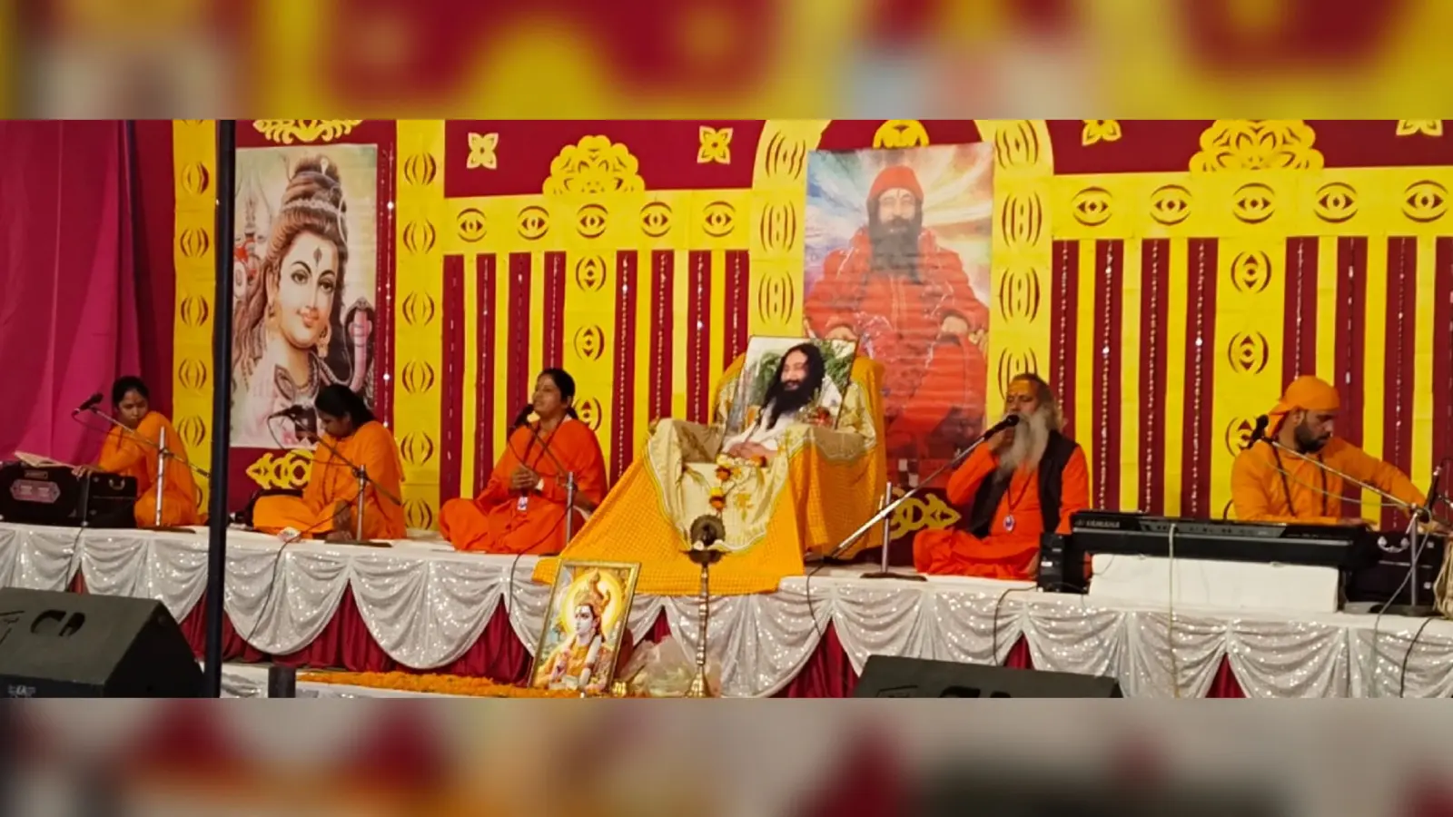 Bokaro News: भगवान के दर्शन के लिए दिव्य दृष्टि चाहिए : साध्वी अमृता भारती