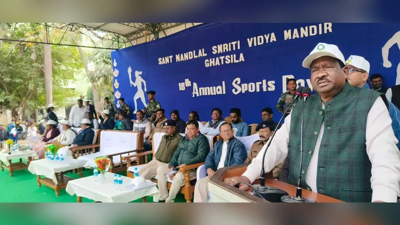 East Singhbhum News : खेल के क्षेत्र में करियर बनायें विद्यार्थी : रामदास