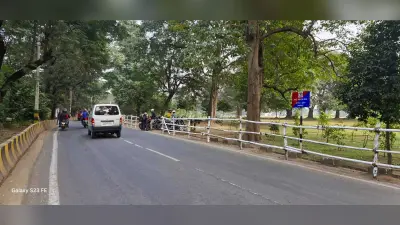 Jamshedpur news. जुबिली पार्क के अंदर सड़क के किनारे वाहनों की पार्किंग पर लगी रोक, नो पार्किंग जोन घोषित