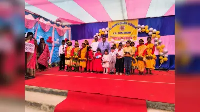 Deoghar News : प्रभू यीशु की आराधना, बच्चों ने प्रस्तुत किये गीत व नृत्य
