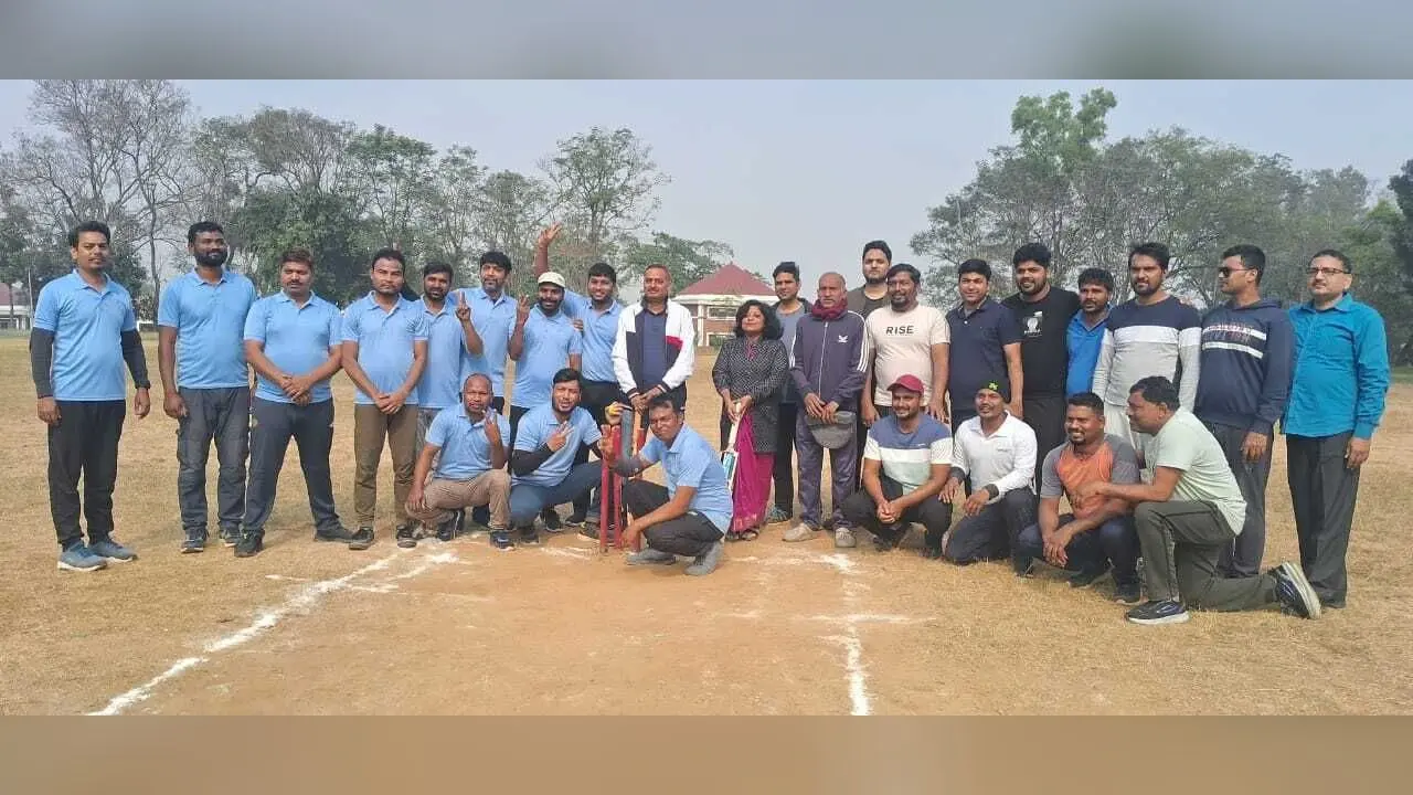 Cricket: प्राचार्य एकदश मैत्री मैच में मारवाड़ी कॉलेज बना विजेता