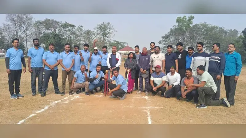 Cricket: प्राचार्य एकदश मैत्री मैच में मारवाड़ी कॉलेज बना विजेता