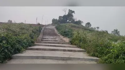 मोतीझरना व दुधकोल में पहुंच लगे हैं सैलानी