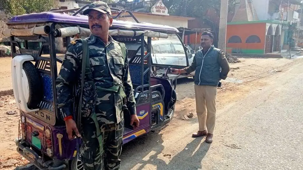 सड़क किनारे ऑटो-टोटो की पार्किंग पर होगी कार्रवाई: थाना प्रभारी
