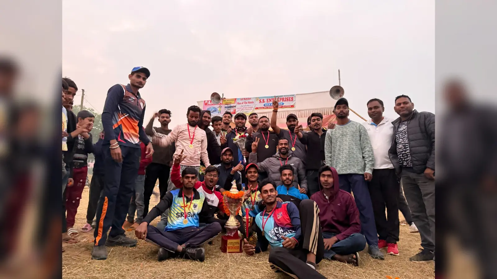 Cricket: भोजपुर क्लासिक खेलगांव इलेवन की टीम बनी विजेता