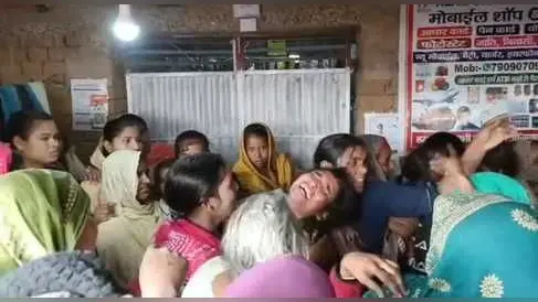 कोयला निवासी इरशाद का महगामा लाया गया शव, गांव में शोक की लहर