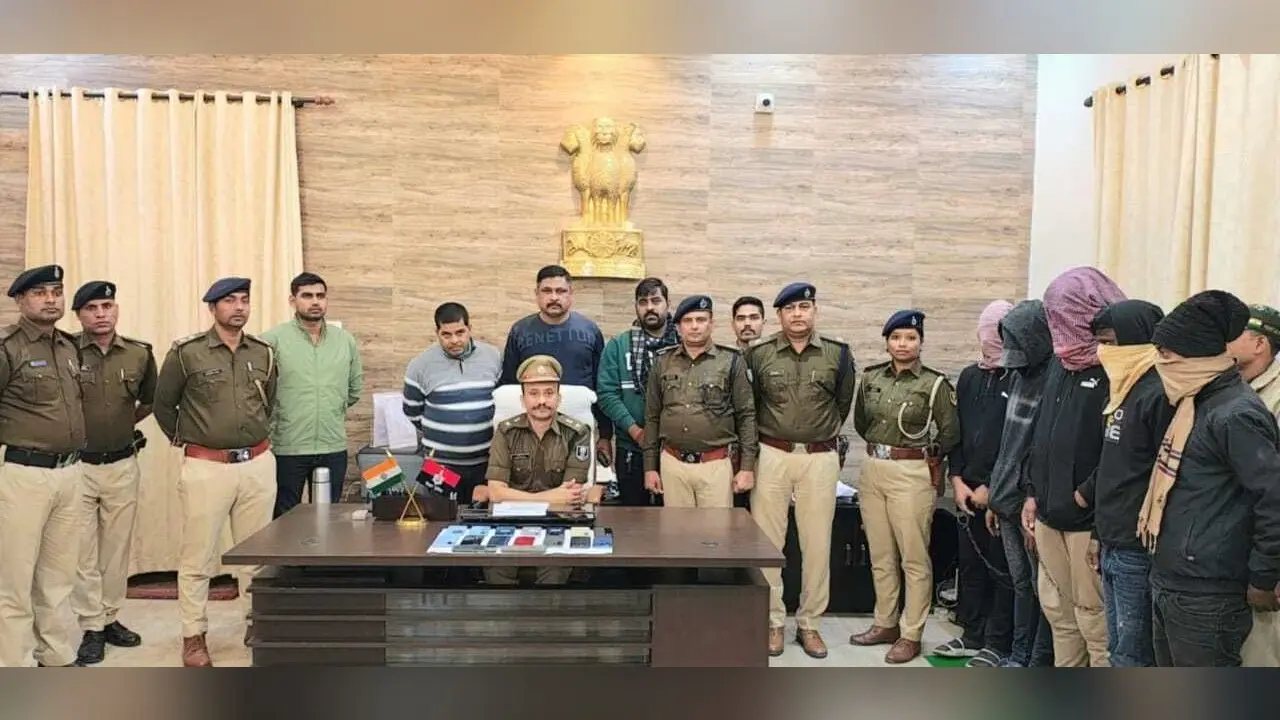 Purnia news : पुलिस ने किया मोबाइल छिनतई गिरोह का पर्दाफाश, 17 मोबाइल बरामद, तीन अपराधी गिरफ्तार