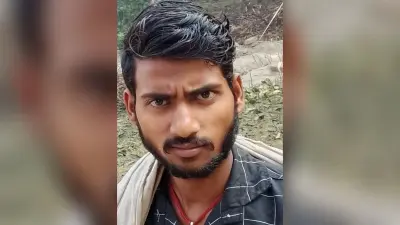 Purnia news : बरुणा में पिकअप से टक्कर में बाइक सवार दो मजदूरों की मौत