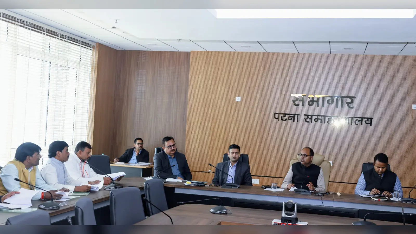 Patna News : वोटर लिस्ट में नाम जोड़ने के लिए 1.87 लाख आवेदन मिले