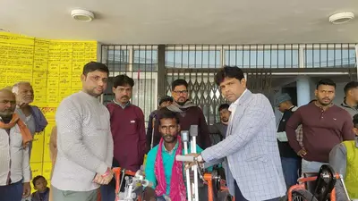 251 दिव्यांगों के बीच ट्राई साइकिल वितरित