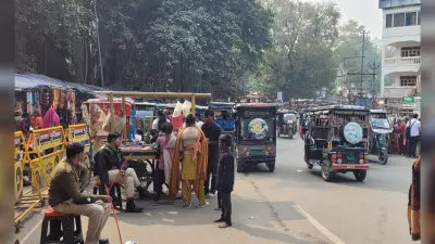 Gaya News : बोधगया के फुटपाथी दुकानदारों के पहचानपत्र के साथ पूरी जानकारी होगी इकट्ठा