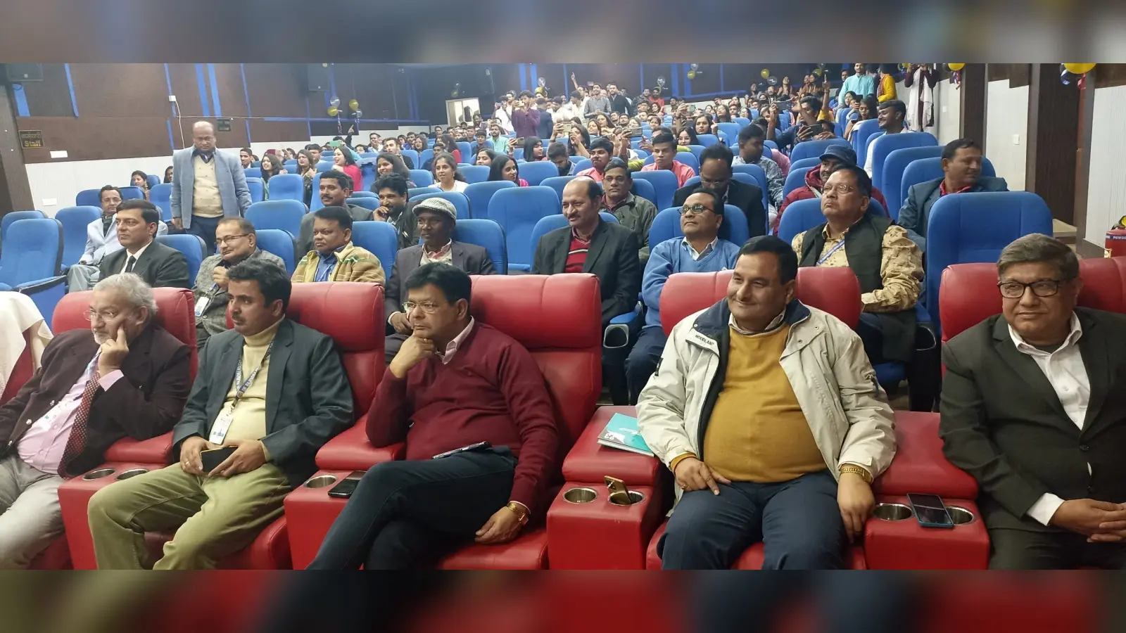 छात्र- छात्राओं के उत्थान को लेकर विवि सक्रिय : कुलपति