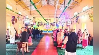 गिरजाघरों में उमंग व उत्साह के साथ मना क्रिसमस, विशेष प्रार्थना सभा में शामिल हुए लोग