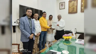 ईजरप्पा ने ईशाकपुर रेल फाटक पर आरओबी निर्माण के लिए सौंपा ज्ञापन
