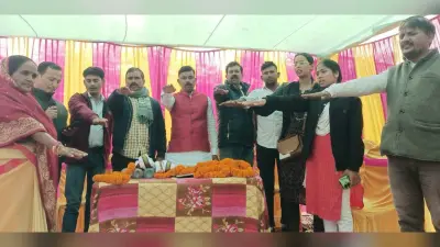 Munger news : ग्राम सभा में पंचायत प्रतिनिधि व ग्रामीणों ने लिया स्वच्छता का संकल्प