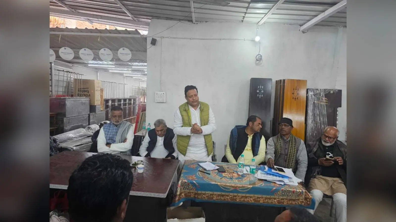 Madhubani News : राजद की बैठक में सदस्यता अभियान चलाने पर हुई चर्चा