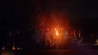 Dhanbad News : हादसे में घायल की मौत के बाद हंगामा, शव के साथ धनबाद-बोकारो रोड को किया जाम