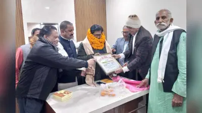 तिलक सेवा समिति ने सारठ विधायक को किया सम्मानित