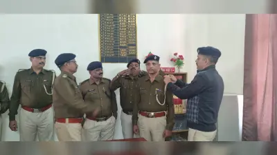 Darbhanga News : बेहतर पुलिसिंग के लिए अधिकारियों का सम्मान, अनुभव साझा कर बढ़ाया मनोबल