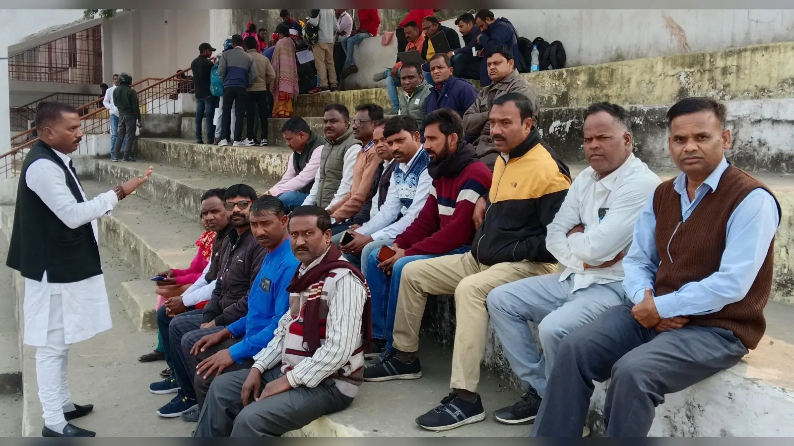 Dhanbad News: बीमार सहायक अध्यापक का इलाज करायेगा संघ