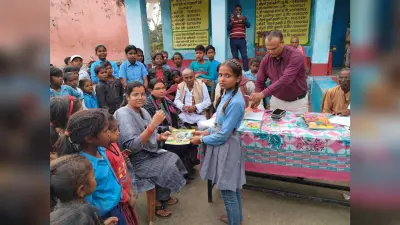 शिक्षक व अभिभावक संगोष्ठी में बच्चों की शत प्रतिशत उपस्थिति पर दिया बल