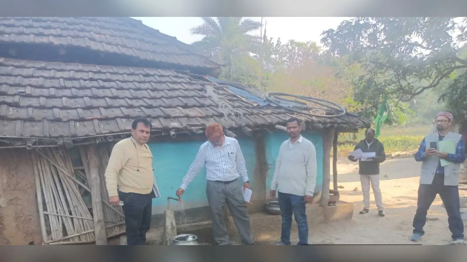 प्रमुख :: बोआरीजोर व सुंदरपहाड़ी में केंद्रीय जांच टीम ने की नल-जल योजनाओं की जांच