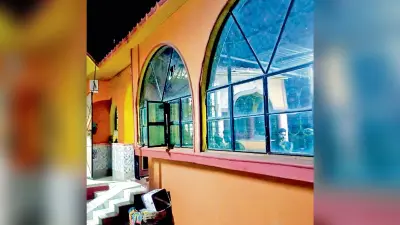 ज्योतिषी के घर में डकैती, युवक को मारी गोली