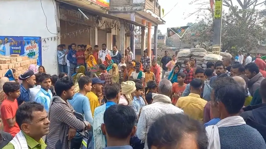 विवाहिता की हत्या की आशंका, परिजन घर से फरार